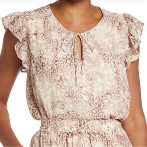 GIBSONLOOK Flutter Sleeve Printed Chiffon Blouse